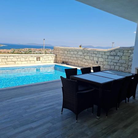 De-Lale Villa Çeşme Luaran gambar