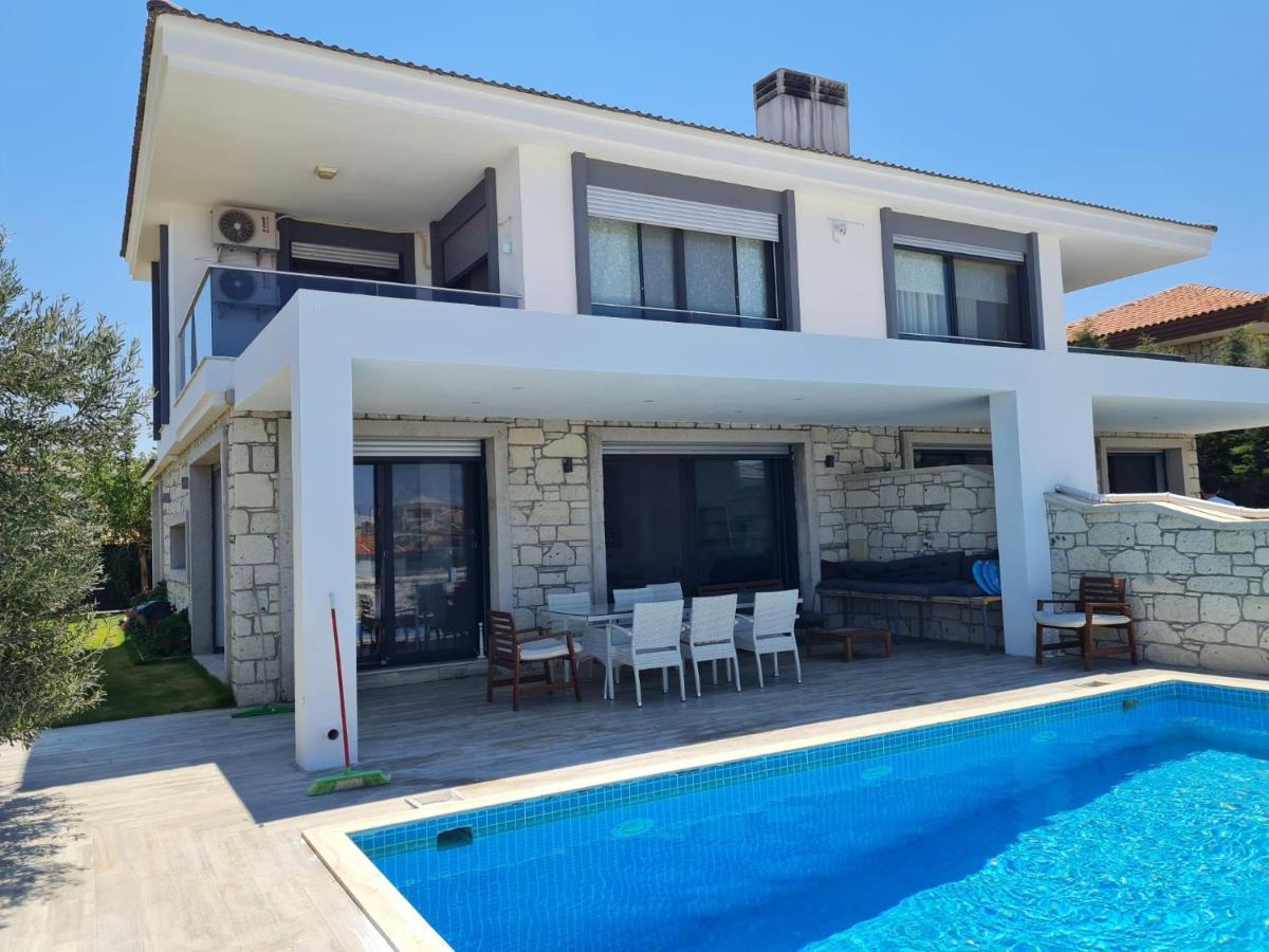 De-Lale Villa Çeşme Luaran gambar