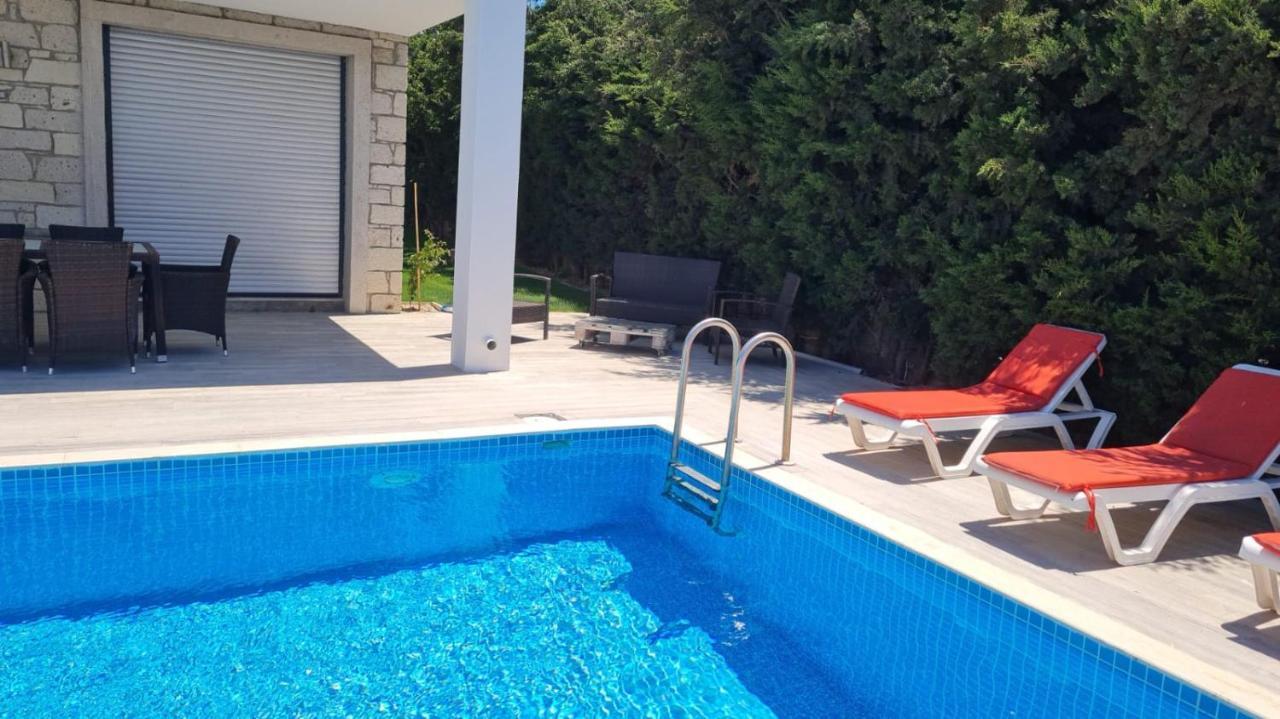 De-Lale Villa Çeşme Luaran gambar