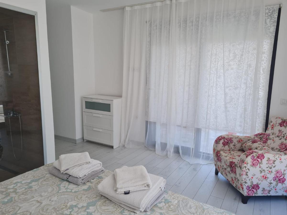 De-Lale Villa Çeşme Luaran gambar
