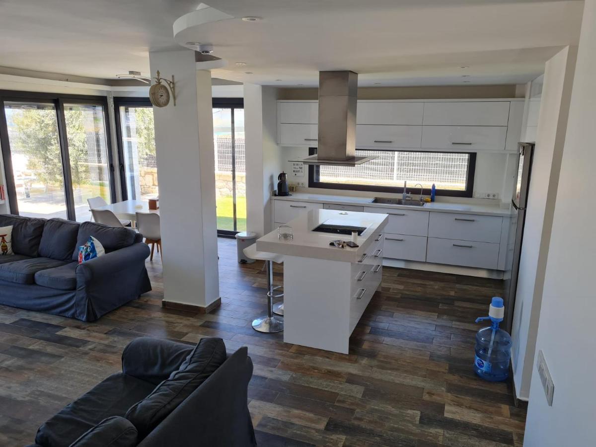 De-Lale Villa Çeşme Luaran gambar