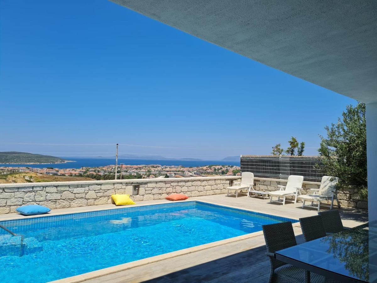 De-Lale Villa Çeşme Luaran gambar