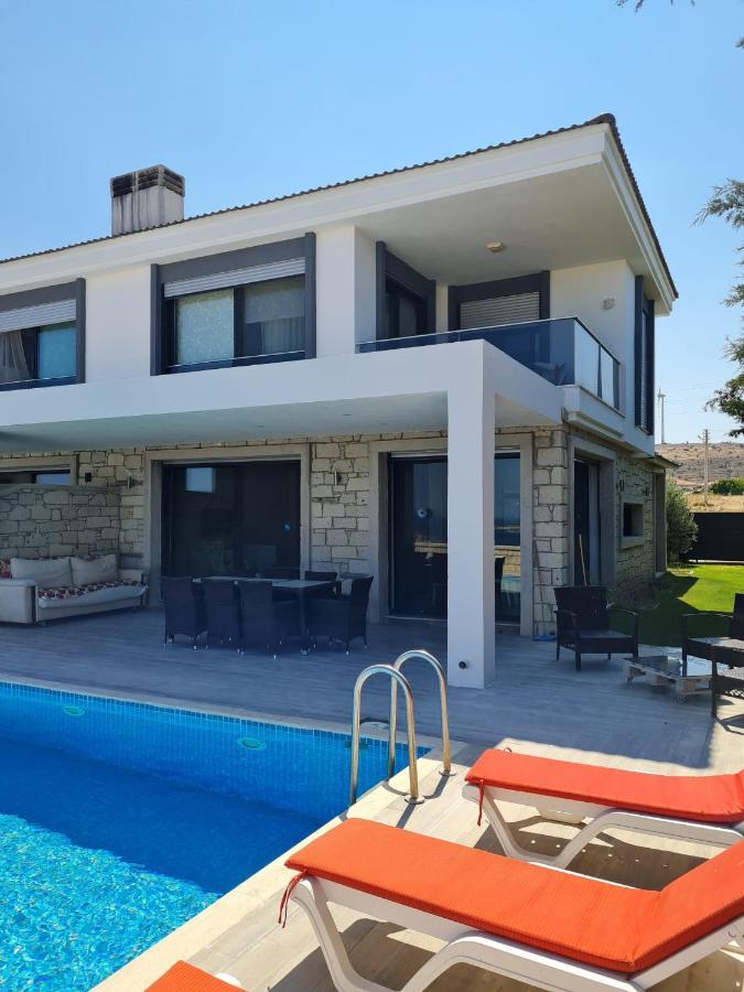 De-Lale Villa Çeşme Luaran gambar
