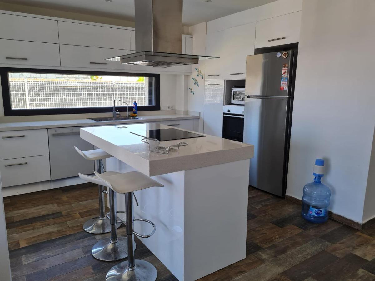 De-Lale Villa Çeşme Luaran gambar